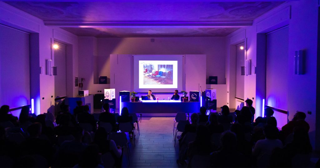 Cover Design Talk E507 studio